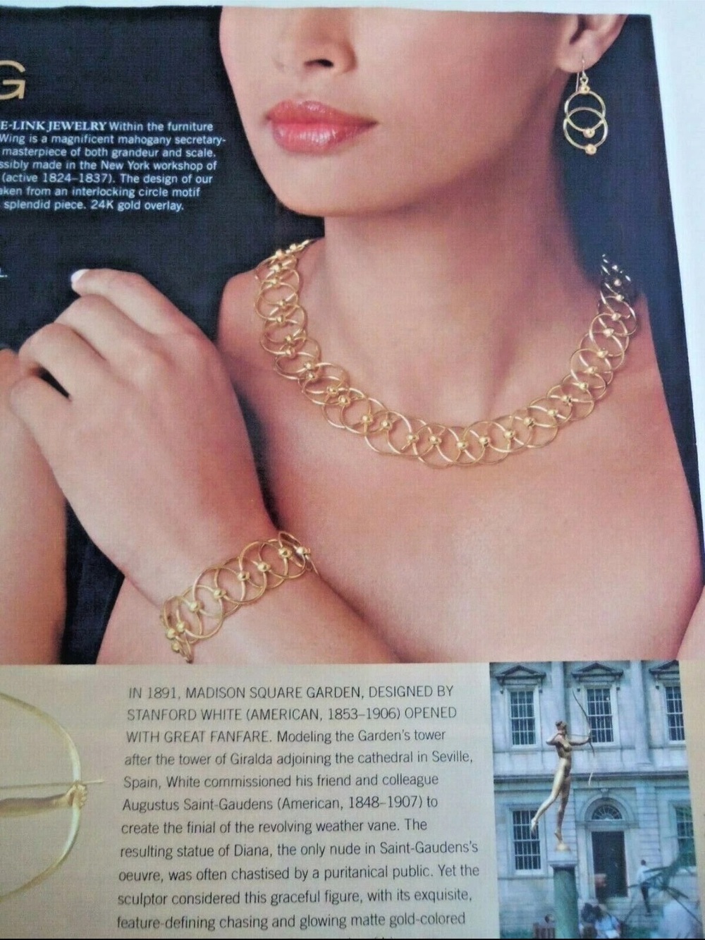 Metropolitan Museum of Art, Neoclassical Circle link gold plated bracelet, NWT